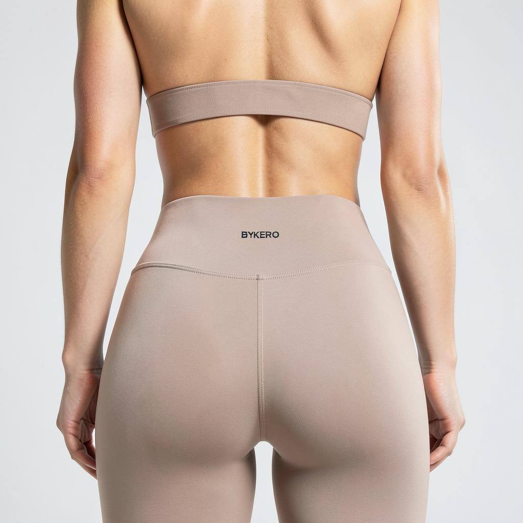 BYKERO ordmärke på plagg — Tights · Taupe