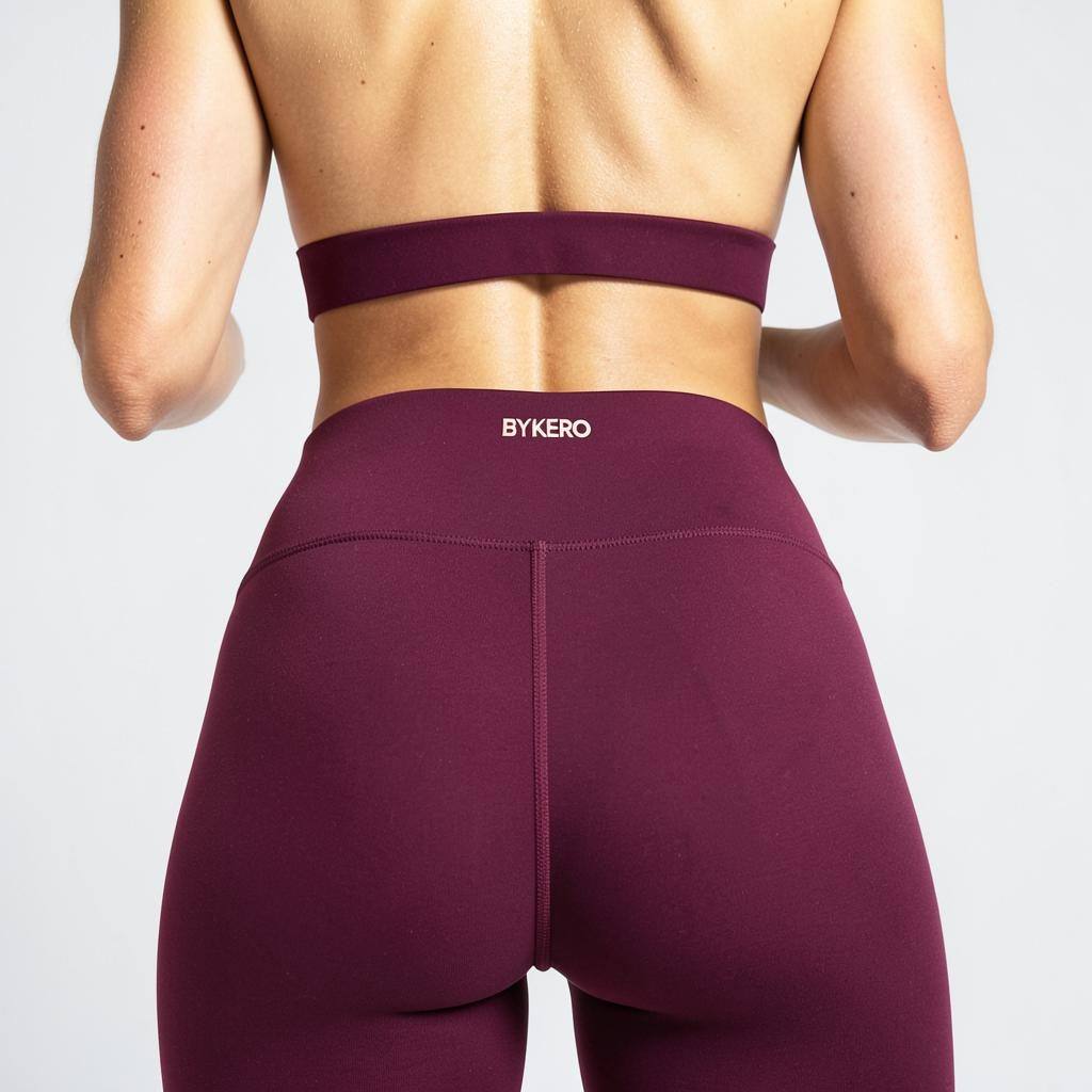 BYKERO ordmärke på plagg — Tights · Vinröd